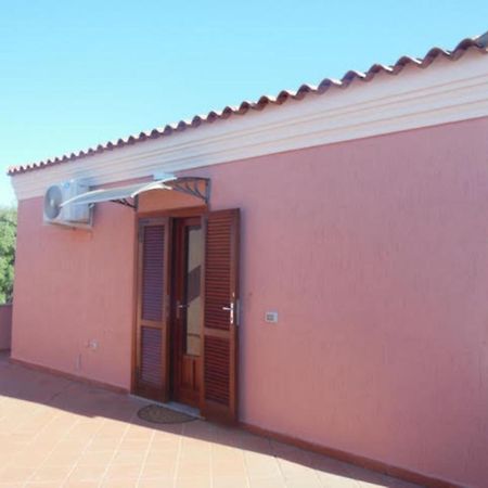 Punto Zero Rooms سان تيودورو المظهر الخارجي الصورة