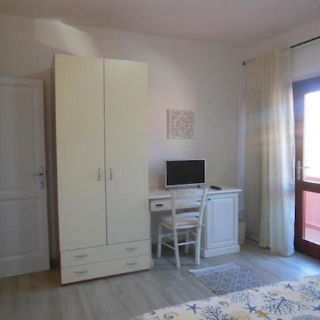 Punto Zero Rooms سان تيودورو المظهر الخارجي الصورة