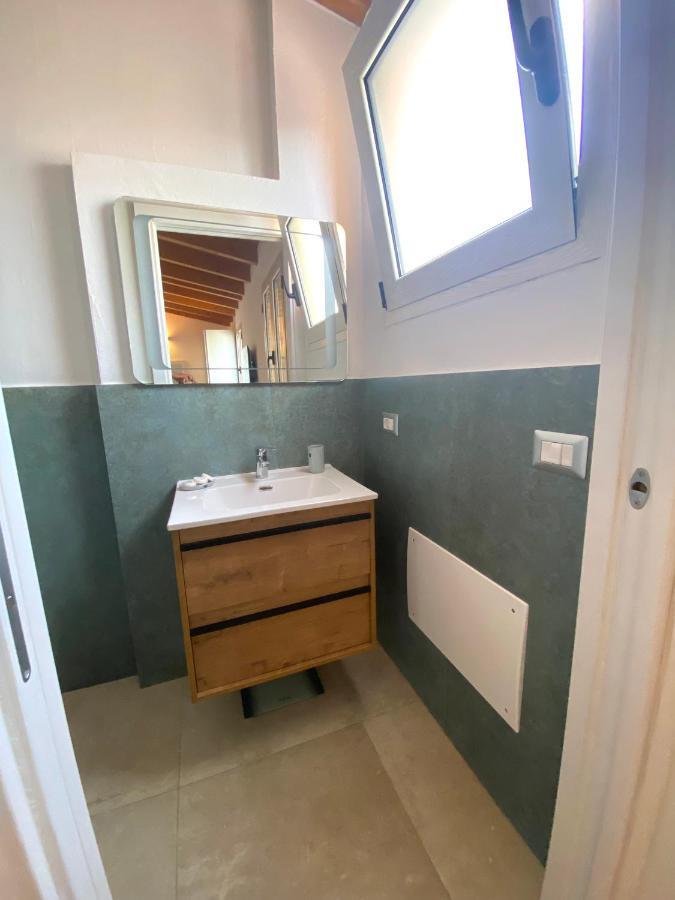 Punto Zero Rooms سان تيودورو المظهر الخارجي الصورة