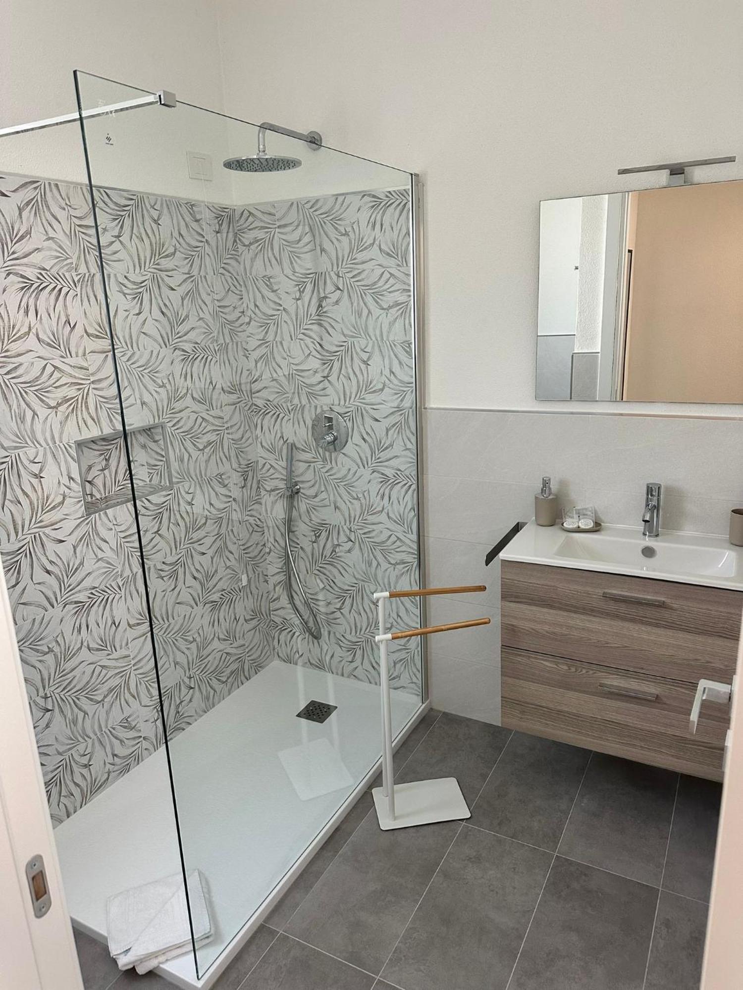 Punto Zero Rooms سان تيودورو المظهر الخارجي الصورة